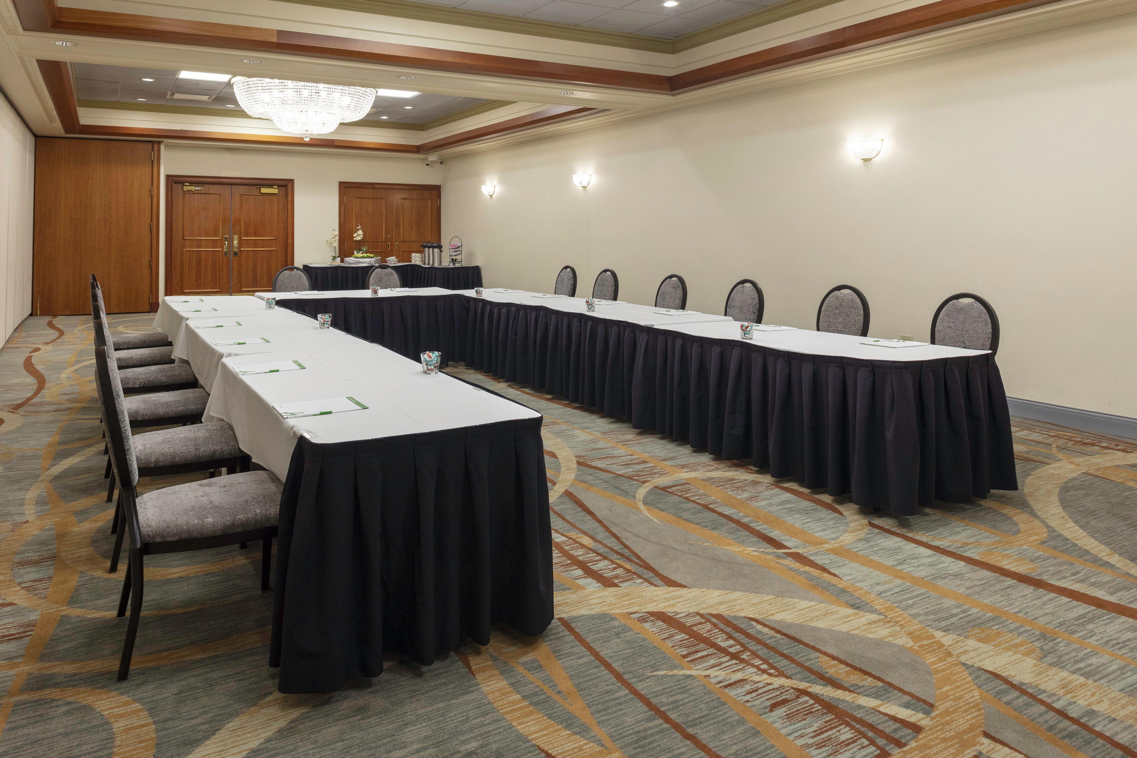 Holiday Inn Chicago Sw-Countryside Confctr By Ihg Екстер'єр фото