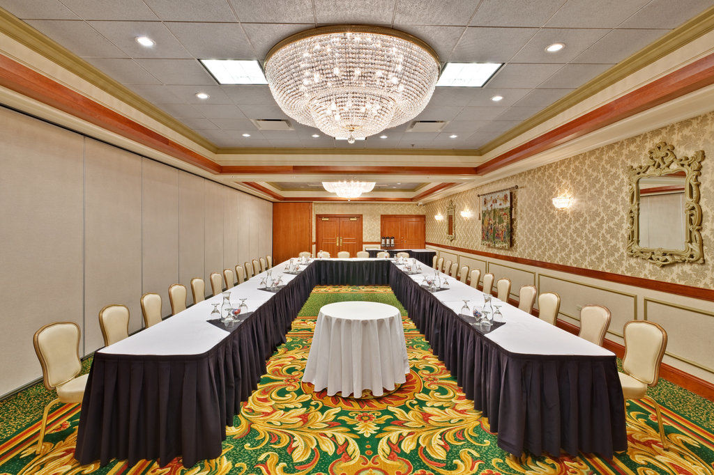 Holiday Inn Chicago Sw-Countryside Confctr By Ihg Екстер'єр фото